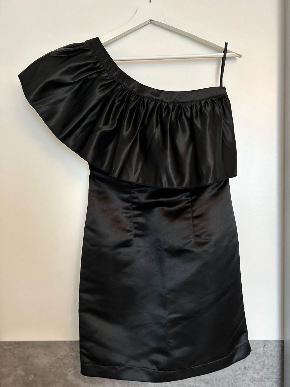 Vero Moda Vestiti: Kleid Schwarz Grösse XS – Nuovo e nell'imballaggio originale da Niederglatt ZH venduto da Julia_4 2