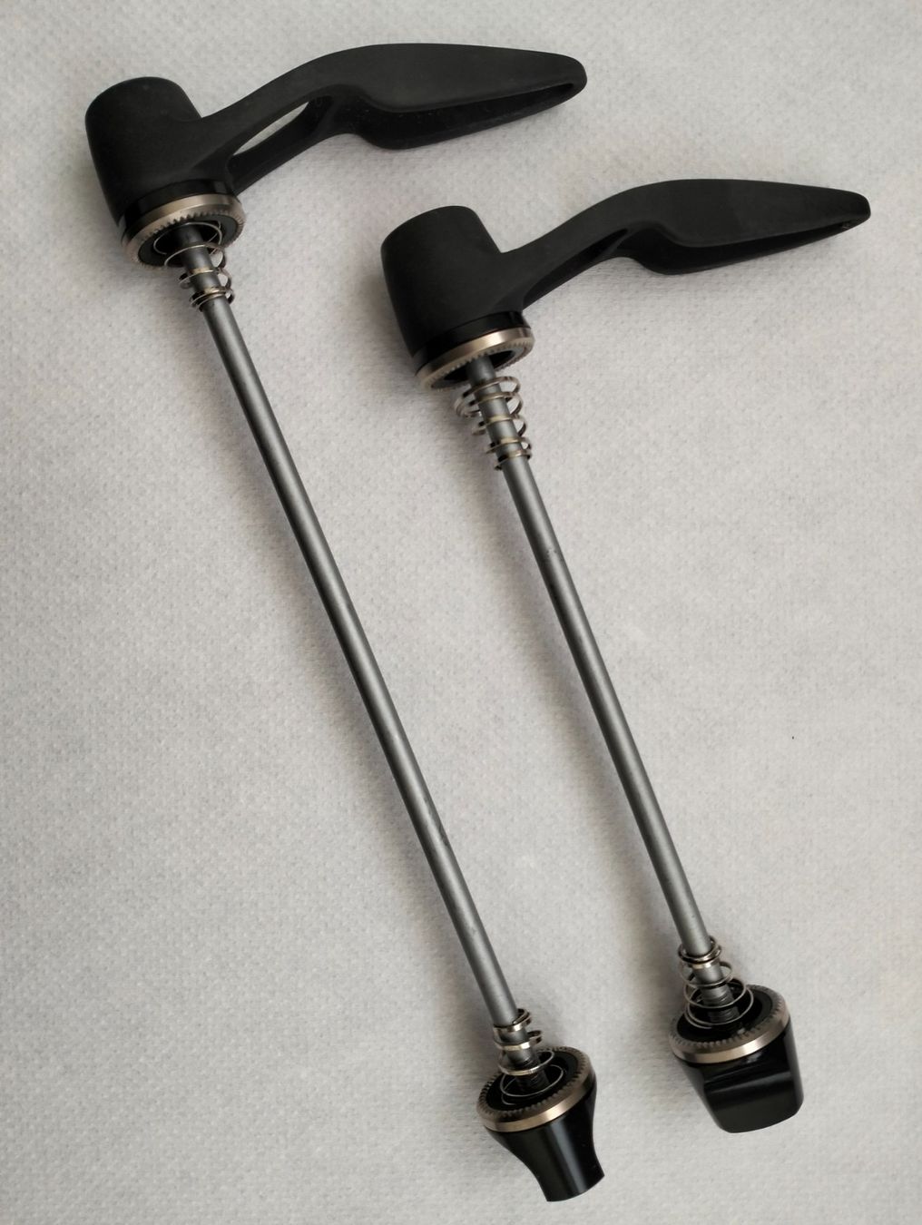 Swiss Pezzi di ricambio: DT Swiss Schnellspanner Set – Usato da Uster venduto da KarlZH 6