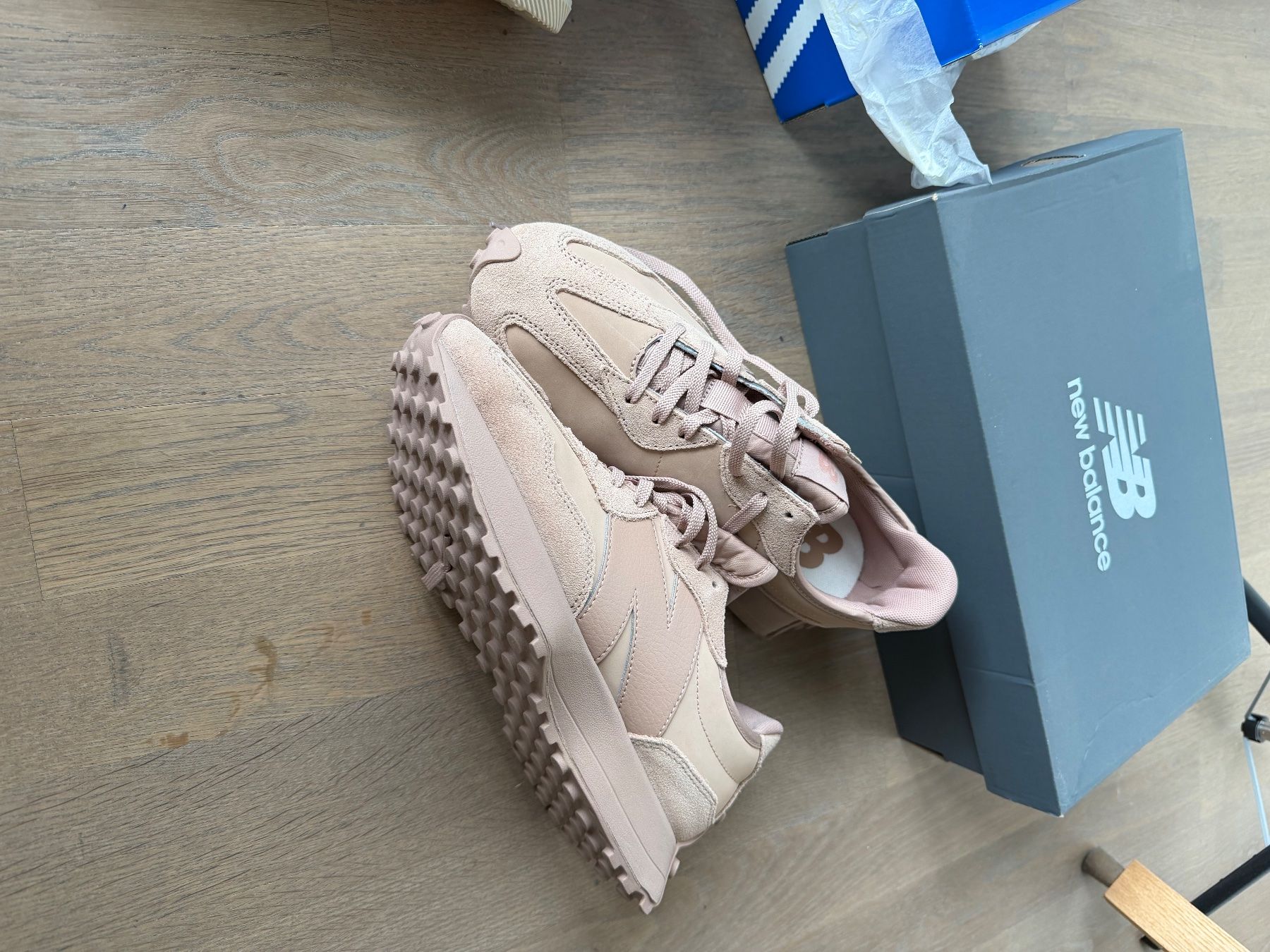 Scarpe da donna: New Balance 327 – Nuovo (secondo la descrizione) da Zürich venduto da favdiu11 4
