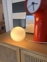 Vintage Kugel-Lampe aus Milchglas sehr schönes Licht