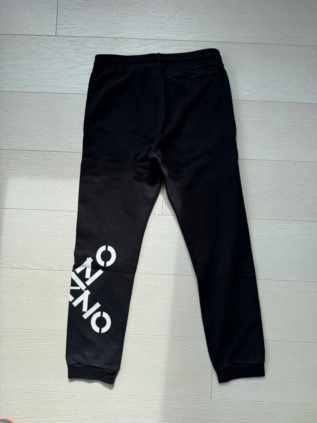 Kenzo Pantaloni: Kenzo - Cargohose / Jogginghose - Grösse M/L – Usato da Lugano venduto da onlyshop95 1