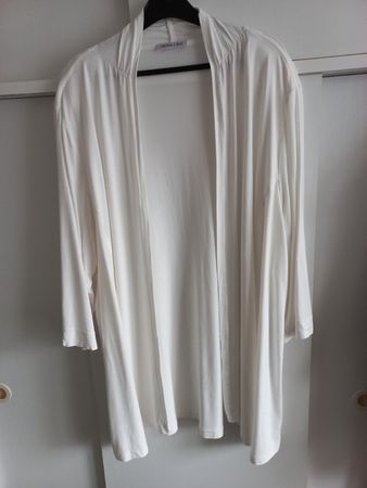 Cardigan von Mona Lisa ungetragen