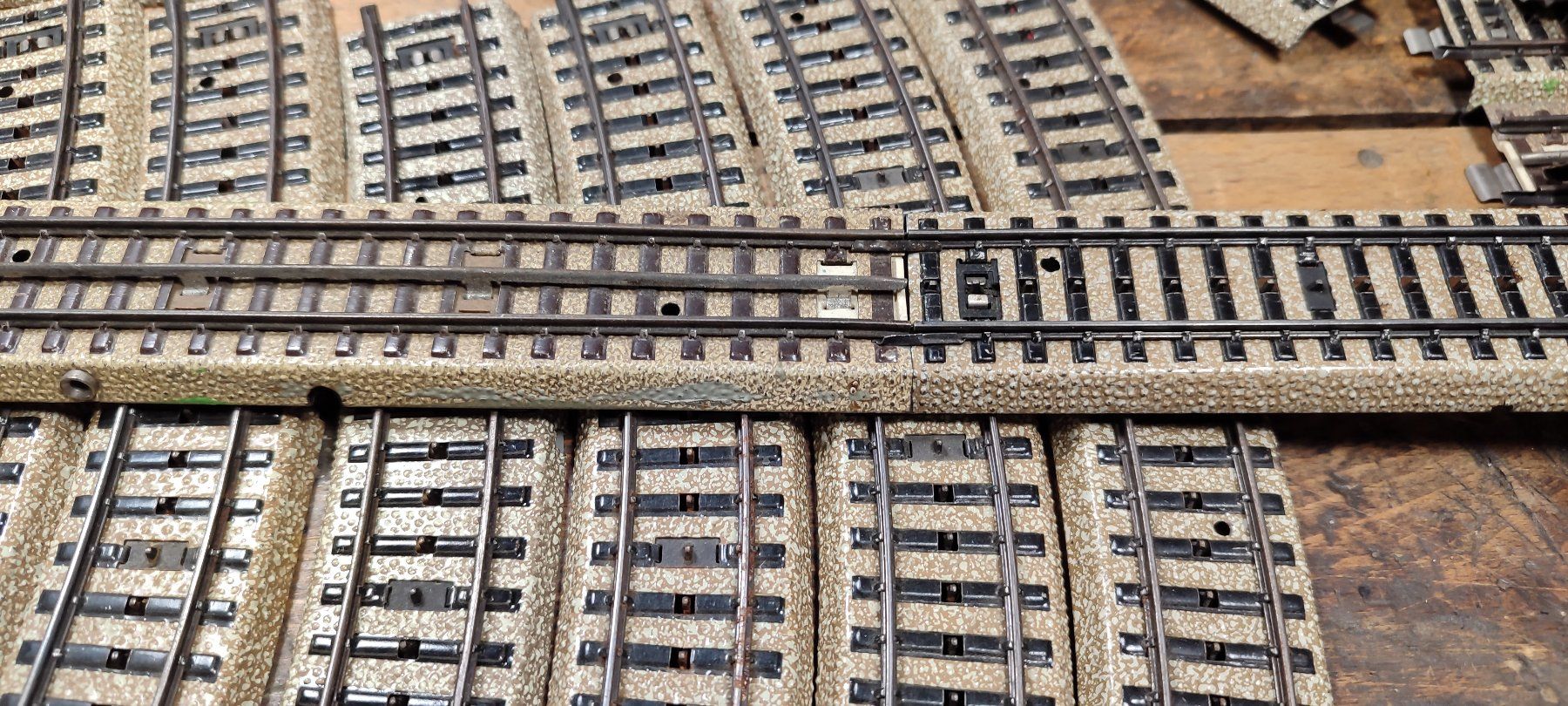 Modellini di ferrovie: 65  teiliges Zug Gleise Set – Usato da Gelterkinden venduto da MYSTOREFORYOU4460 6