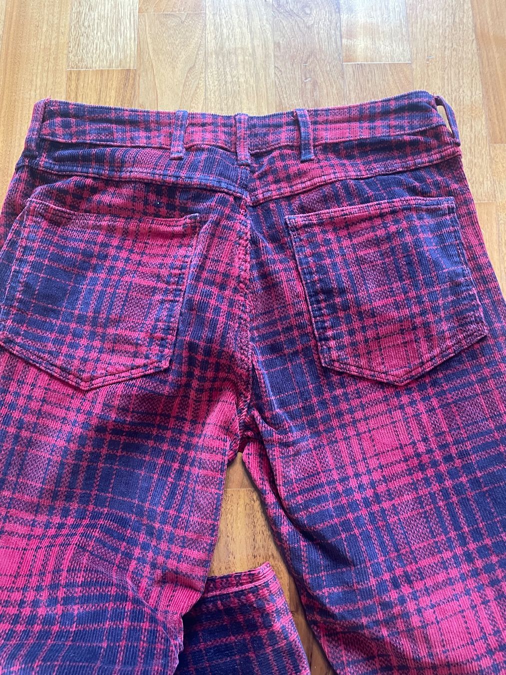 Jeans: G-Raw Jeans - rot-blau – Gebraucht aus Bourguillon von gartenwohnen 1