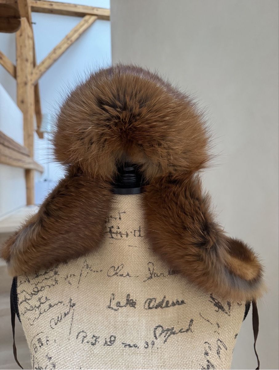 Chapeaux, bonnets & casquettes: Brown fur hat – Neuf (Voir description) à Genolier par tan_rd6s 2