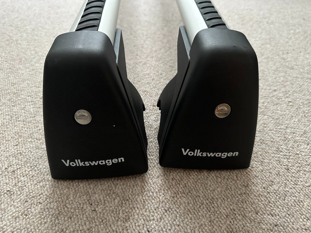 VW Portapacchi: Dachträger VW Passat B8 Kombi – Usato da Rafz venduto da Creativconnection 1