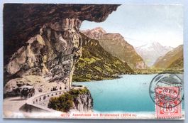 Axenstrasse mit Bristenstock (3074 m)