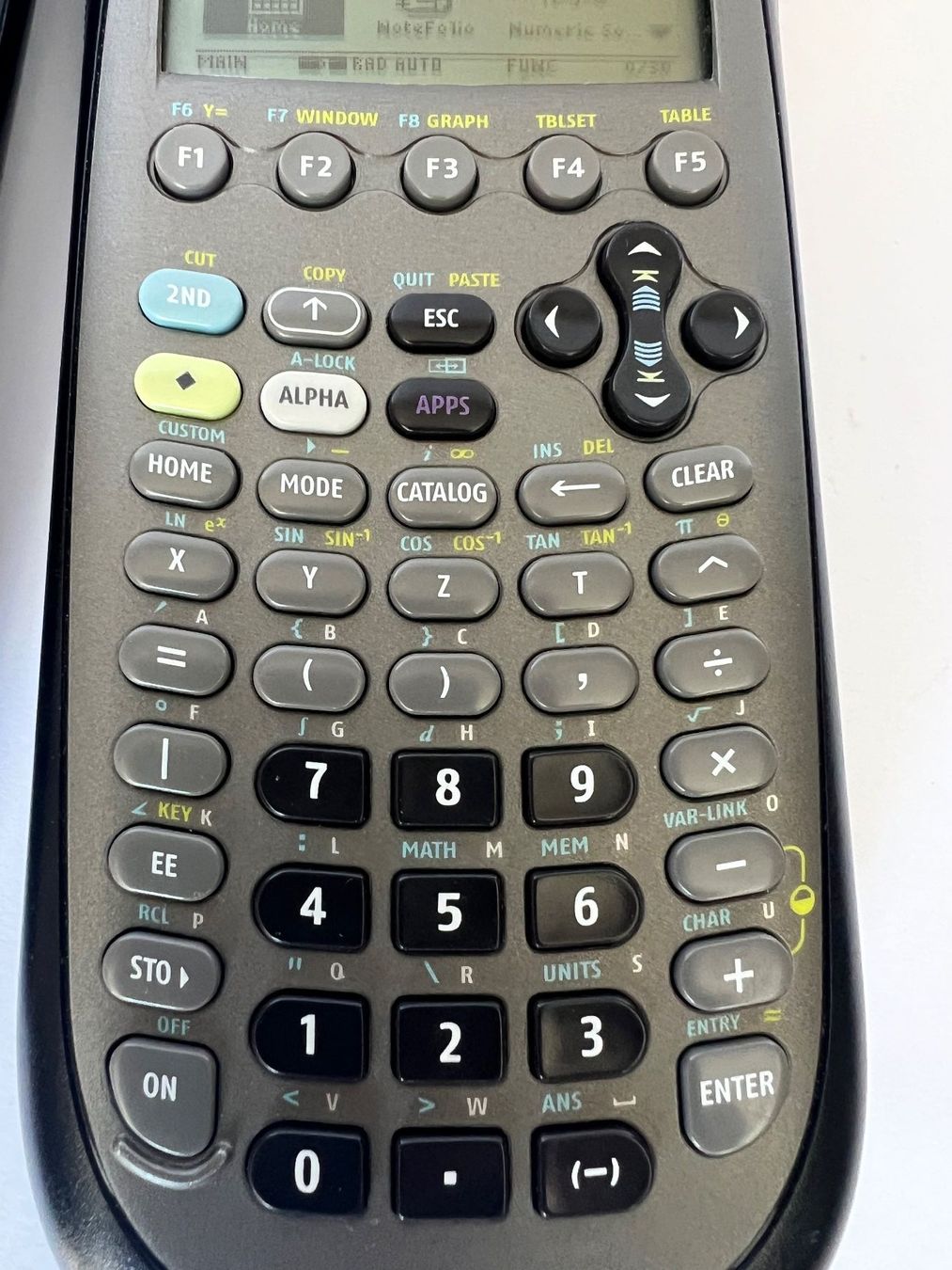 Texas Instruments Taschenrechner: TI-89 Titanium Texas Instruments Grafikrechner funktioniert – Gebraucht aus Oberhofen Thun'see von SwissTreasure 6
