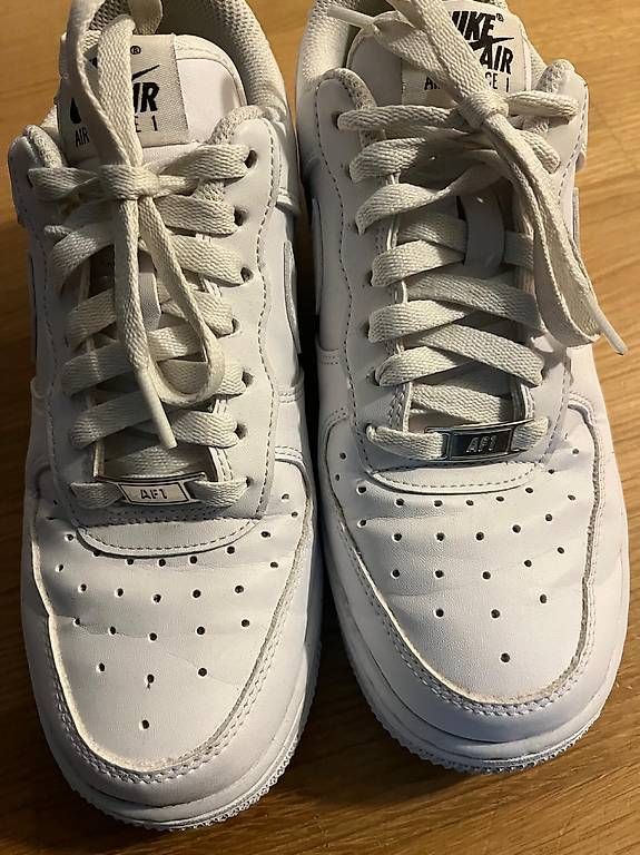 Chaussures hommes: Nike AirForce1  – D'occasion à Oberkulm par chi_f7qs 2