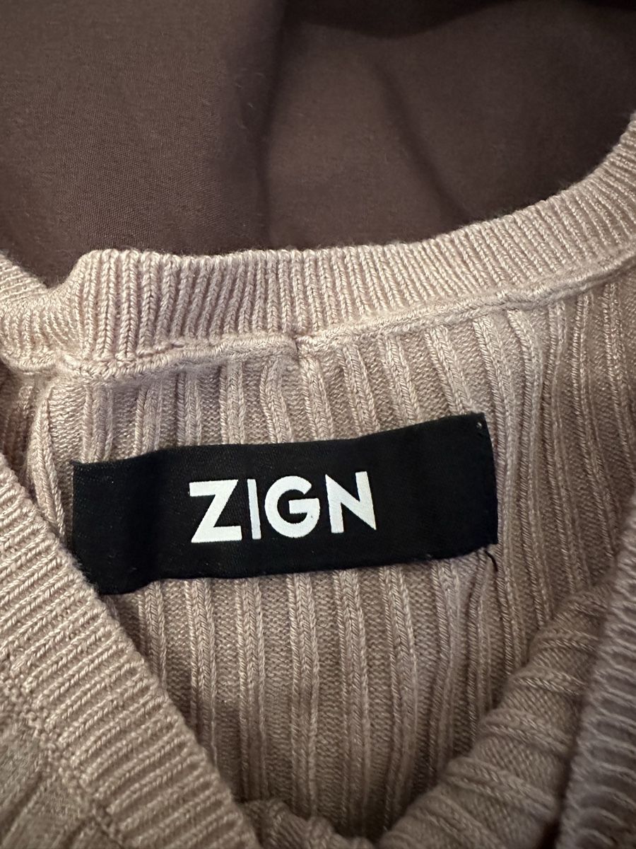 Tops: 2x Top in Beige/Schwarz! – Gebraucht aus Eschenbach LU von Tatzi1 2