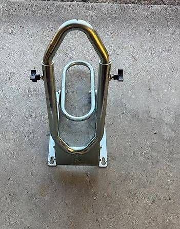 Rimorchi: Motorrad Halter für Bus oder Anhänger – Usato da Turbenthal venduto da Srueeger 3