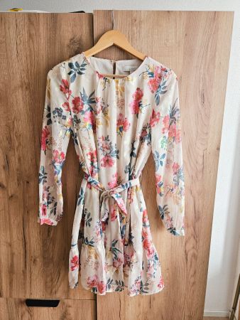 Romantisches florales Kleid von The Loft - Gr 34/36
