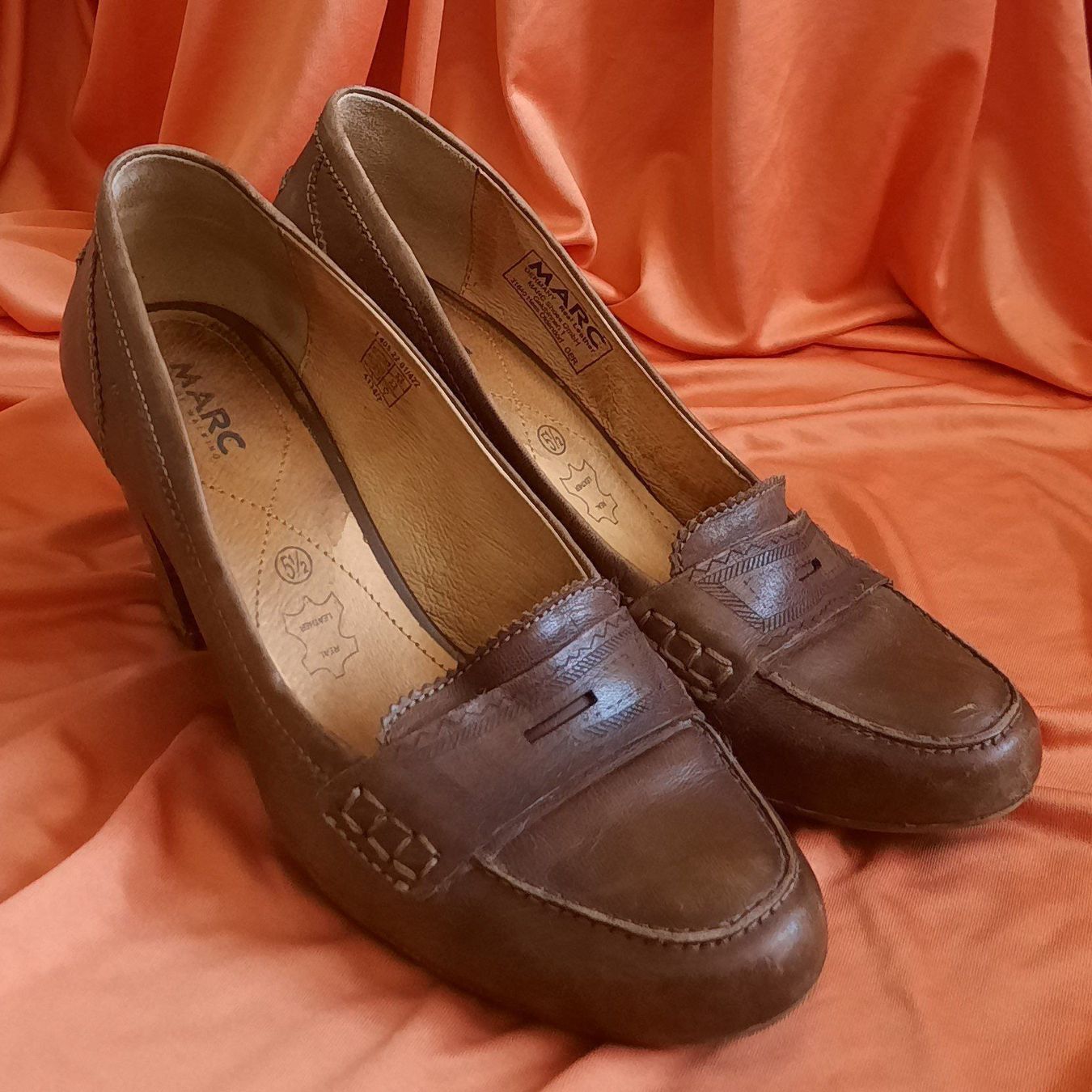 Scarpe da donna: MARC Echtleder Damen Pumps Gr.38.5 – Usato da Seuzach venduto da VT-Collections2 4