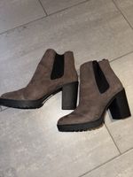 Braune Stiefel