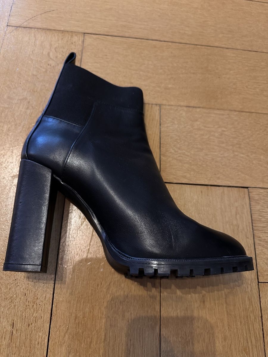 Zara Chaussures femmes: Stiefel echt Leder Zara Gr. 40 – D'occasion à Zürich par Lena.17 1