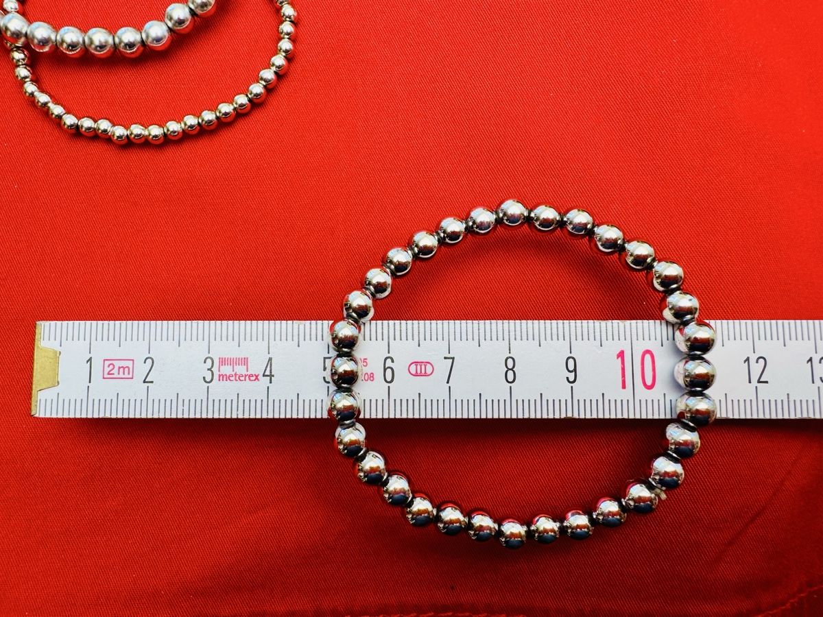 Armbänder & -reifen: 3 ELASTISCHE coole Silberfarbene Armbänder. Armband – Gebraucht aus Uster von Isskra 1