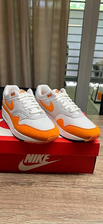 Scarpe da uomo: Nike Air Max 1 NEU & UNGETRAGEN – Usato da Schöftland venduto da MdK3