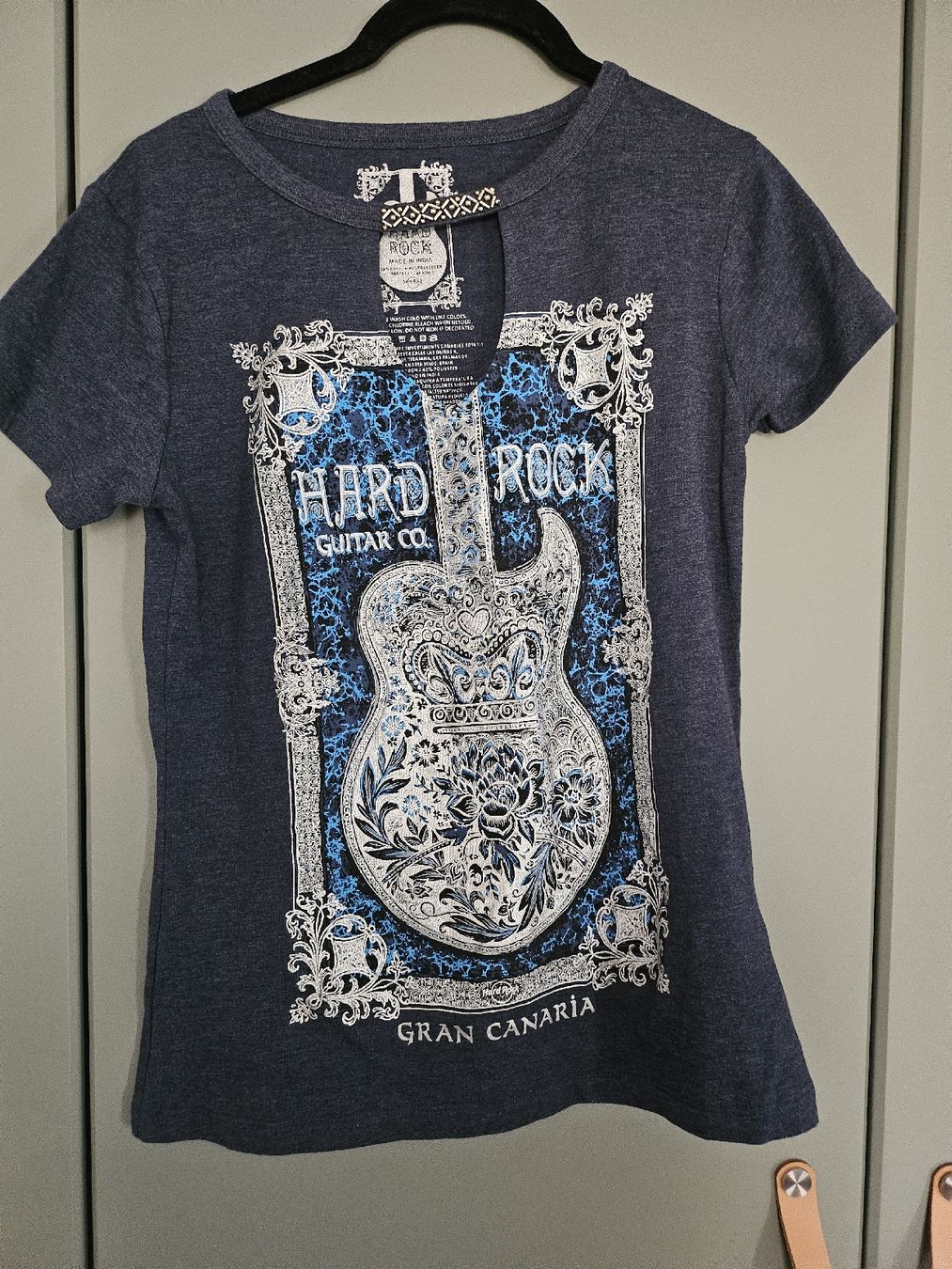 Hard Rock Cafe T-Shirts: T-shirt neuf Hard Rock – Neu und originalverpackt aus La Tour-de-Peilz von mar_2r26
