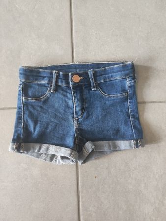 Mädchen Shorts, H&M, Gr 104, sehr guter Zustand 