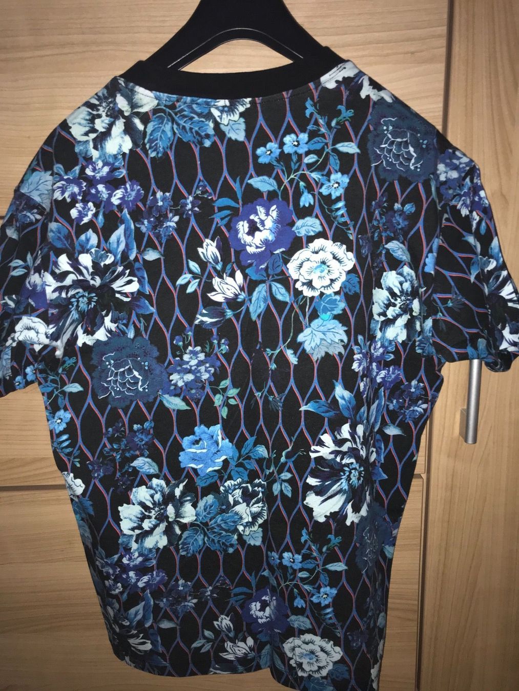 Kenzo T-shirt: KENZO GRÖSSE S – Nuovo (secondo la descrizione) da Zürich venduto da schneeflocke303 1