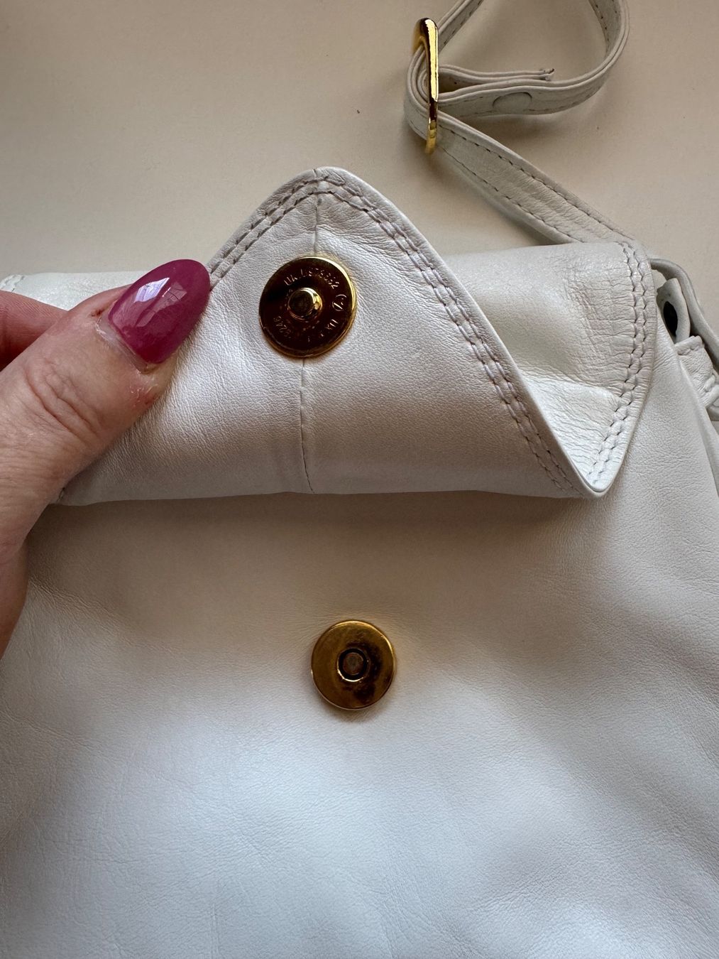 Borse da donna: Elegante weisse Tasche – Usato da Grosswangen venduto da shoes.bags.and.co 9