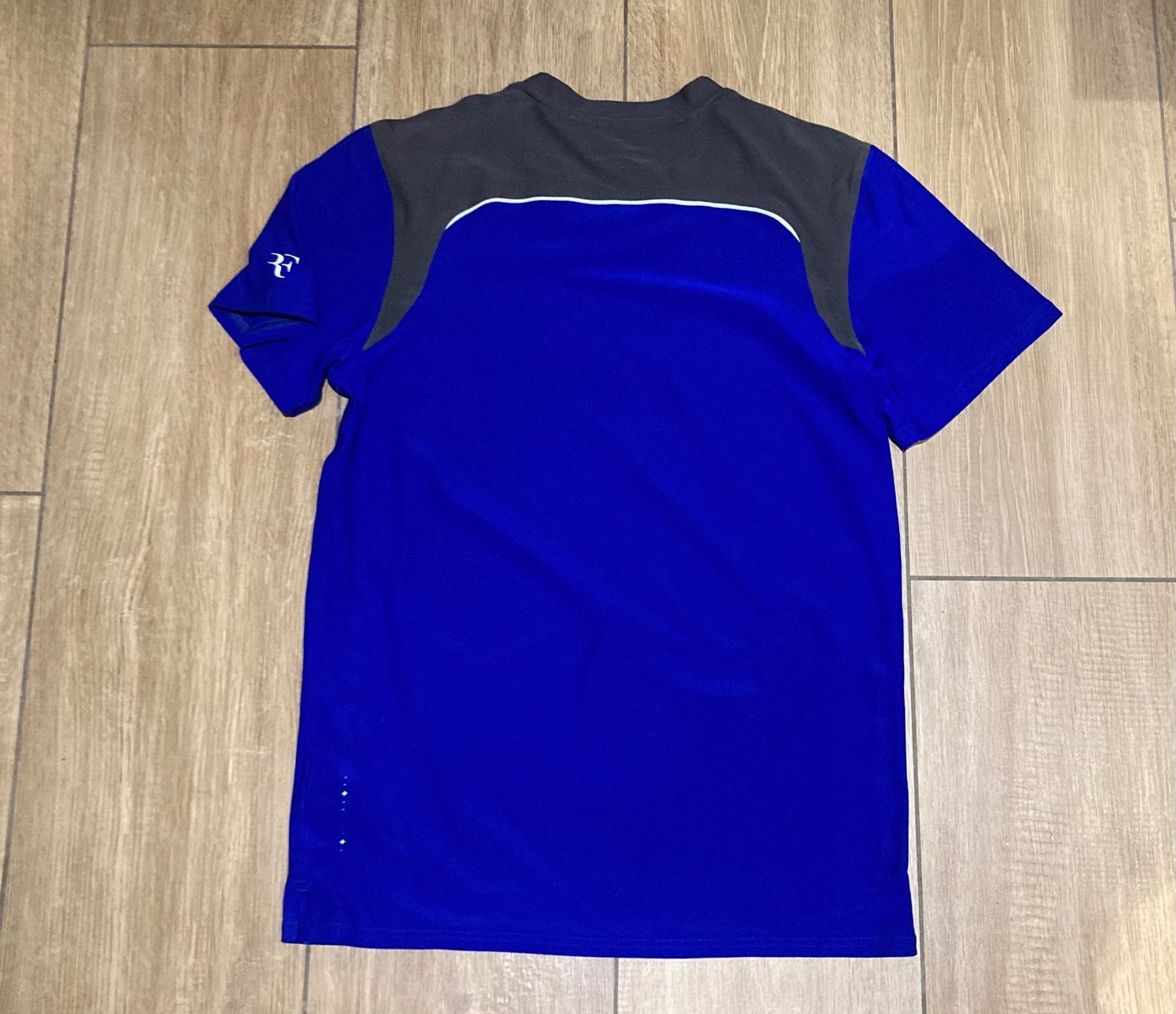 Nike T-shirt: Roger Federer legendäres Shirt Nike Grösse S – Usato da Freienstein venduto da Golfbueb 3