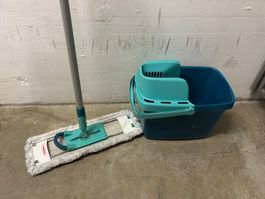 Leifheit Set Rinceur de sol et presse à lingettes