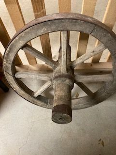Toutes les décorations: Alte Wagenräder – D'occasion à Hochfelden par sim_l7wp 2