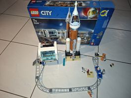 LEGO City Weltraumrakete und Startrampe 60228 99,9% komplett