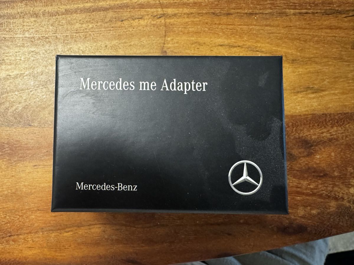 Mercedes-Benz Accessori per altri veicoli: Mercedes Me Adapter – Nuovo (secondo la descrizione) da Hombrechtikon venduto da meier34ch1