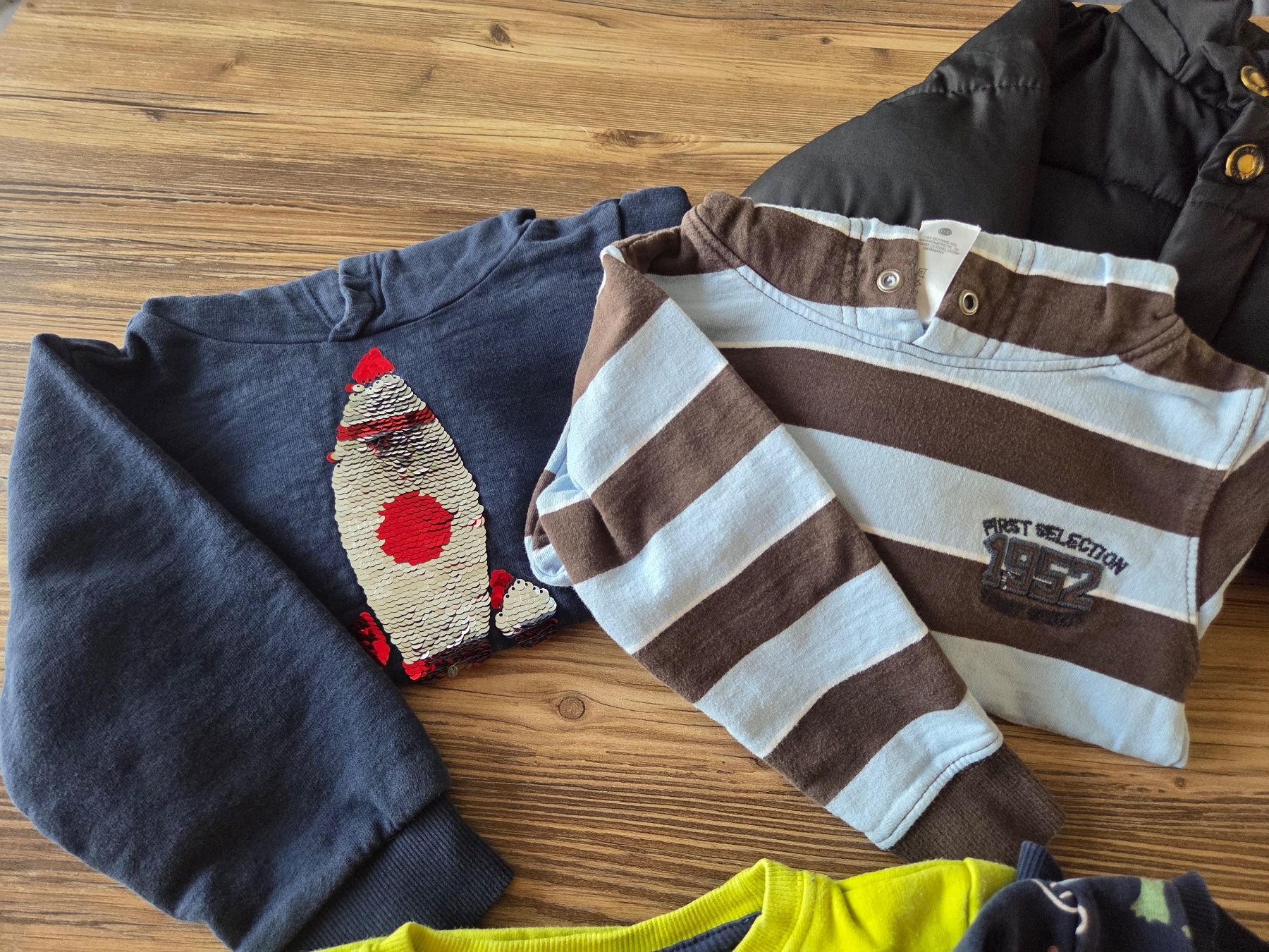Lotti & Set di vestiti: Herbst/Winter Set Junge Grösse 86 – Usato da Rupperswil venduto da ecko_red 2