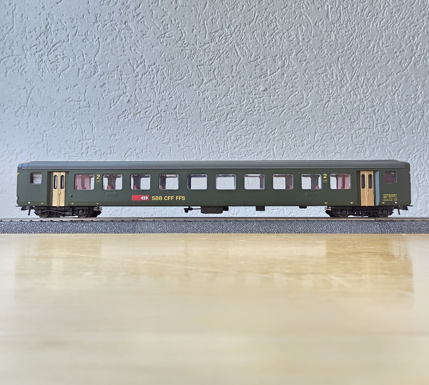 Roco Modellini di ferrovie: Roco H0 4239D SBB CFF FFS, 2. Klasse – Usato da Männedorf venduto da Modell-Spezialisten
