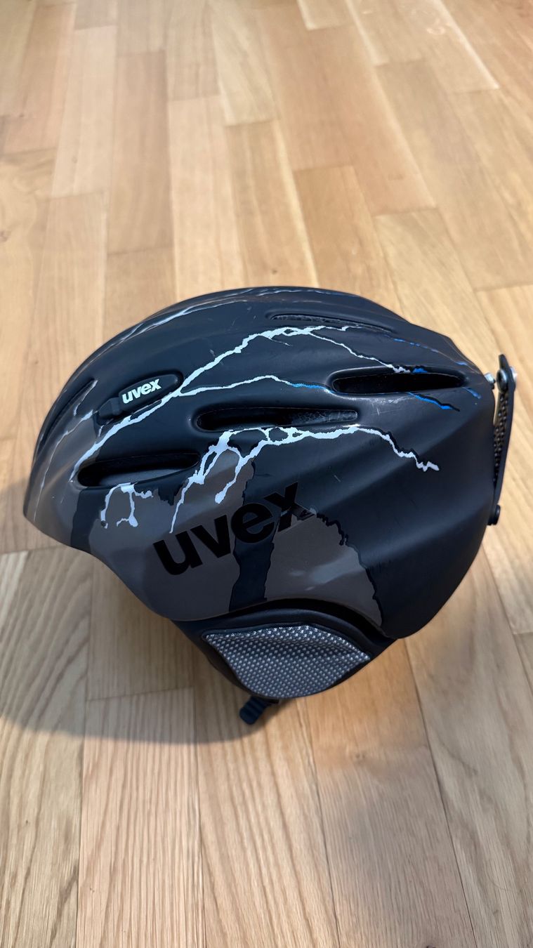 Uvex Caschi: Uvex Ski Helm – Usato da Biel/Bienne venduto da mil_28g8 1
