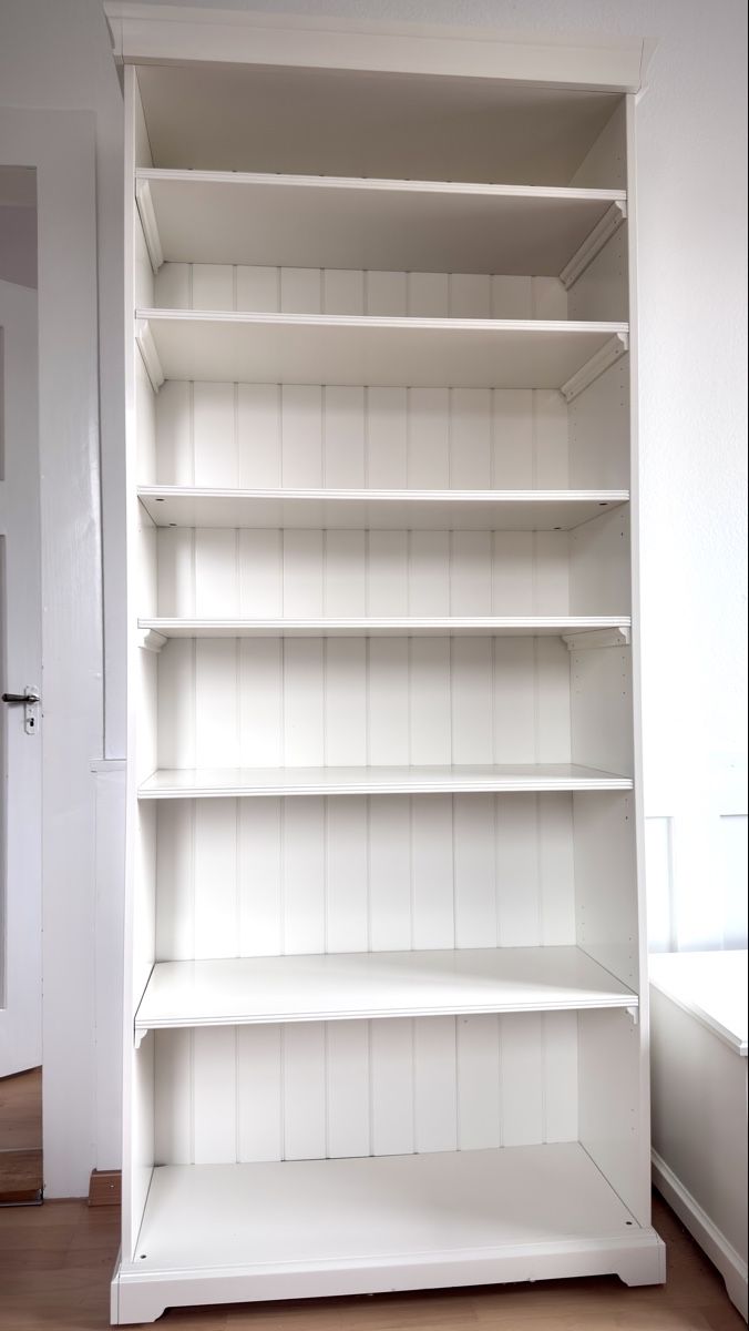 Vetrine: Elegantes weisses Bücherregal – Usato da Küsnacht ZH venduto da ach_7pz7