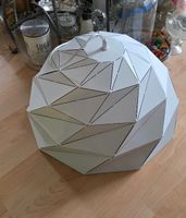 Moderne Deckenlampe, weiss, super Zustand, Grösse 56x35