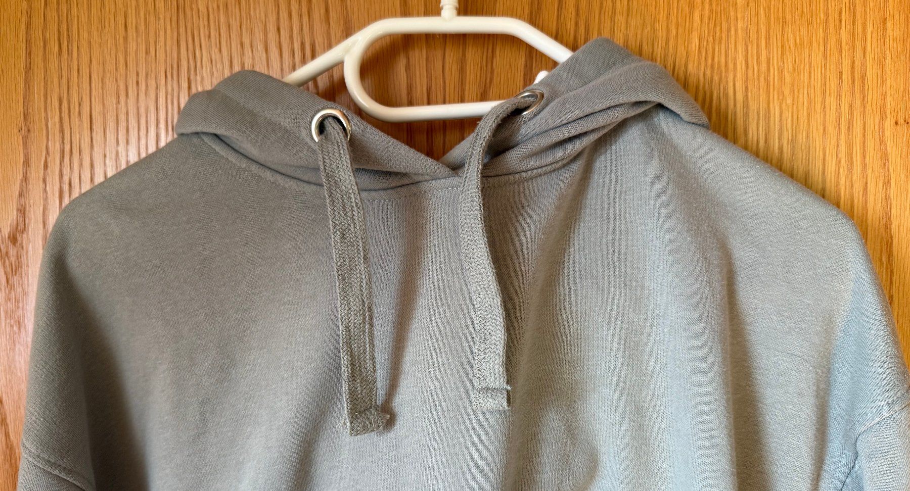Maglioni & Felpe: schöner Oversize Pulli mit Kapuze, helles oliv – Usato da Zäziwil venduto da kreative-ideen 2