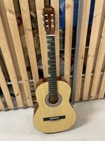 Neuwertige Max Akustik Gitarre 