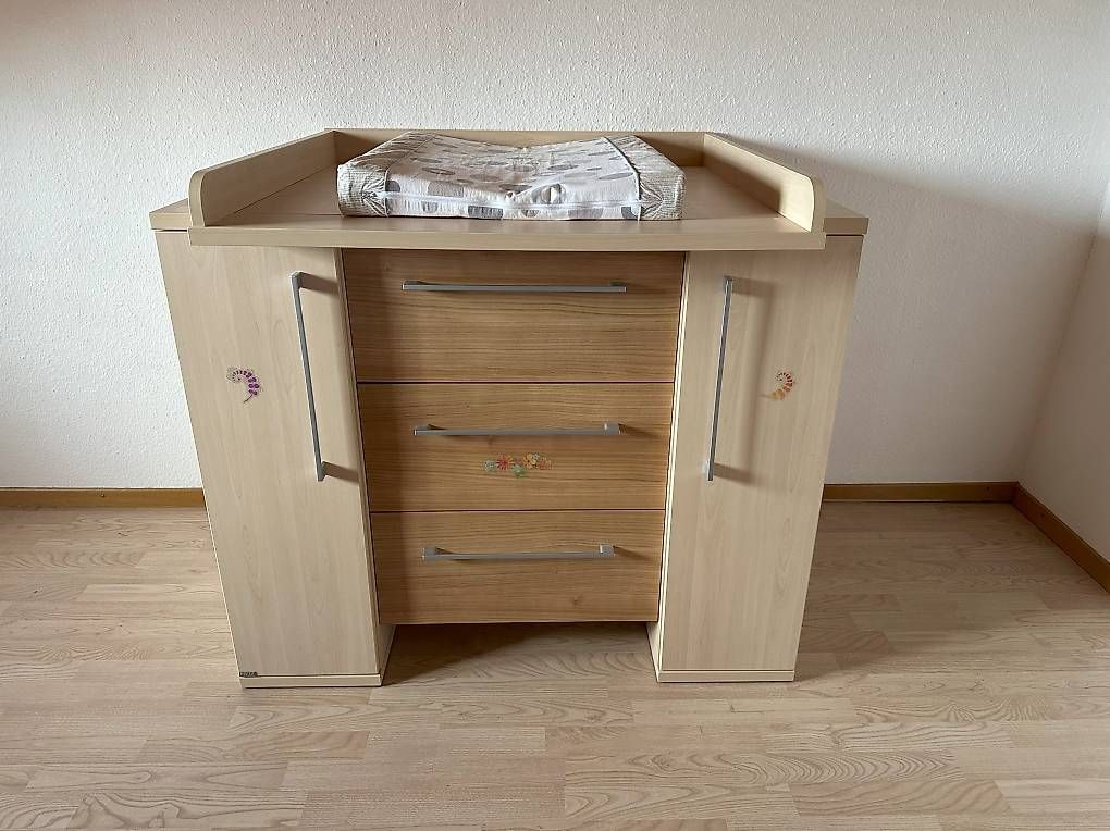 Schränke: Chambre bébé complette – Gebraucht aus Montet (Broye) von pascou2011 1