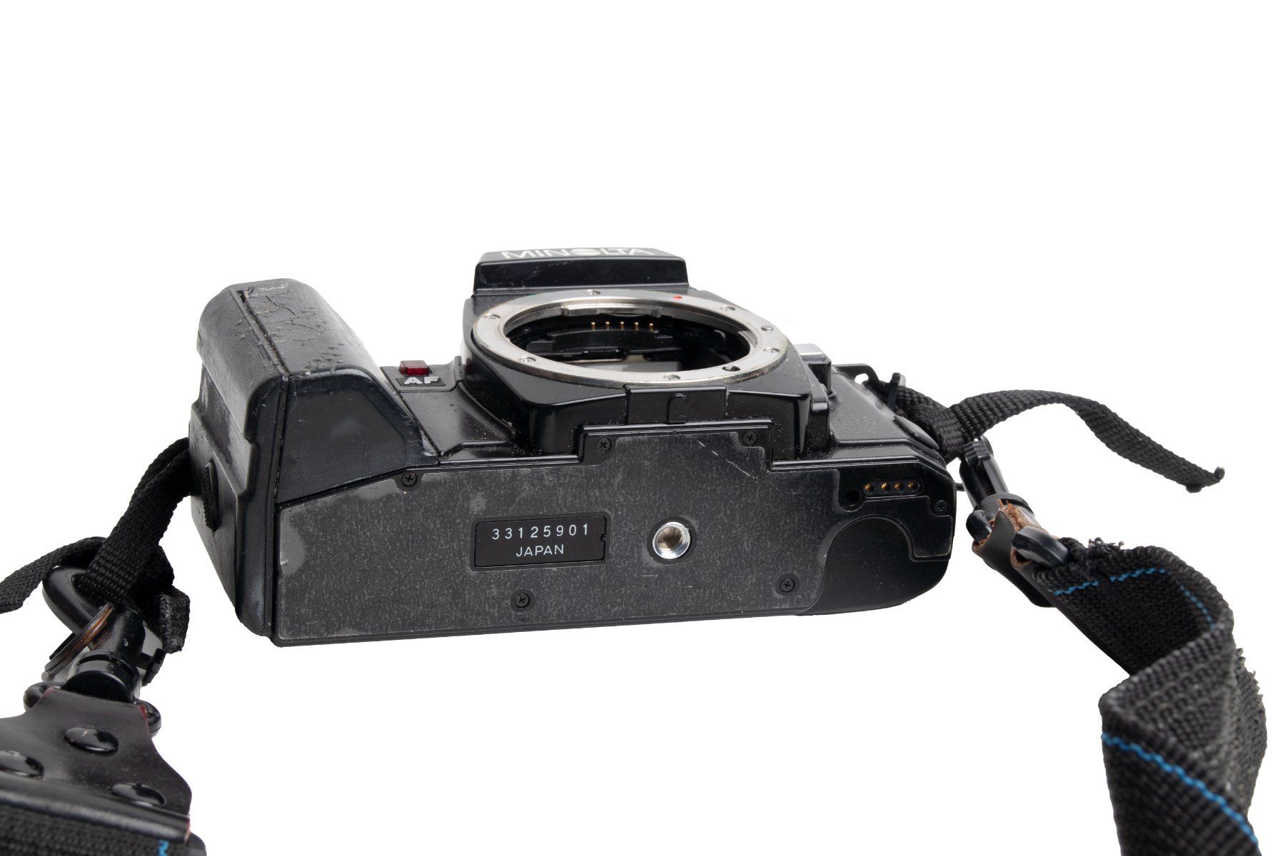 Minolta Kamera: Minolta 7000 AF Kamera – Defekt aus Emmen von chromaton 3