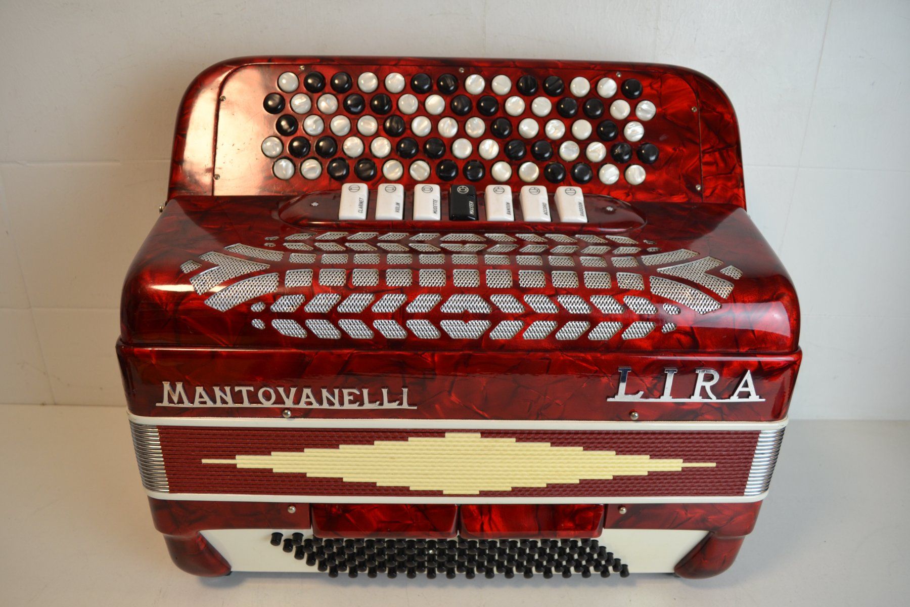 Strumenti musicali: Akkordeon chromatisch Mantovanelli Lira – Usato da Zürich venduto da baumusik