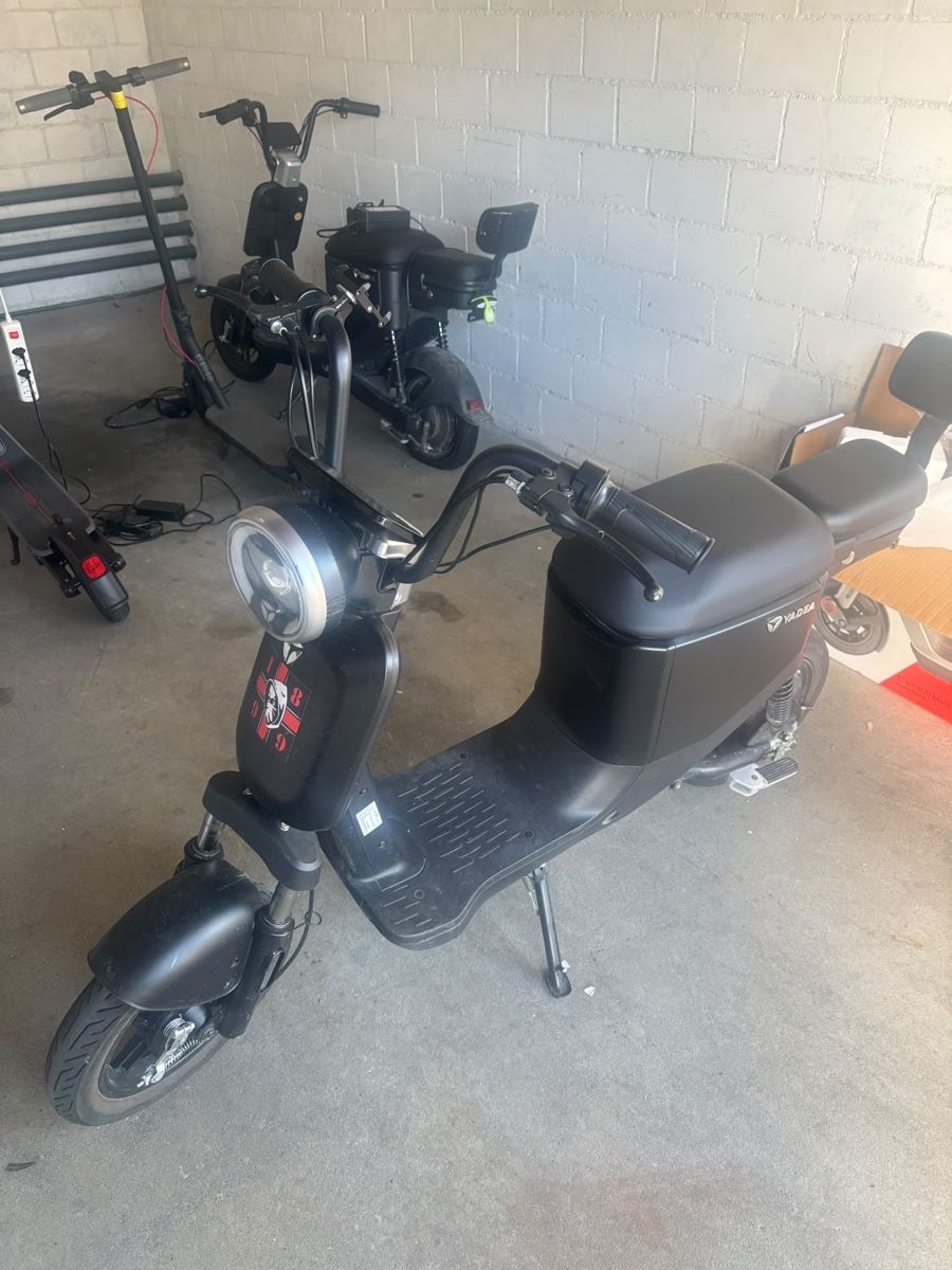 Yadea Scooters: E-Roller Yadea U3 Graphen – Défectueux à Hunzenschwil par Rickymatt
