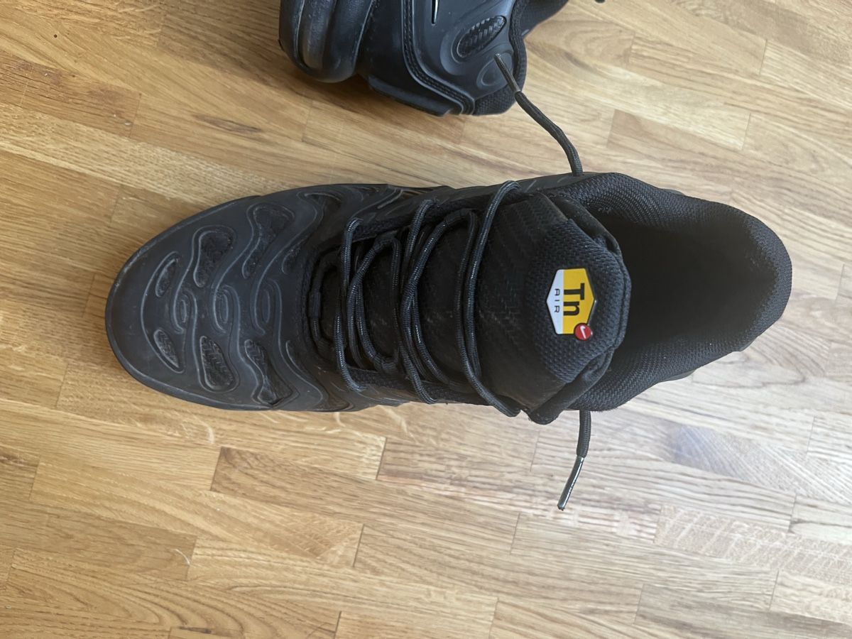 Nike Herrenschuhe: nike air tuned shuhe  – Gebraucht aus Beinwil am See von noeklick 1