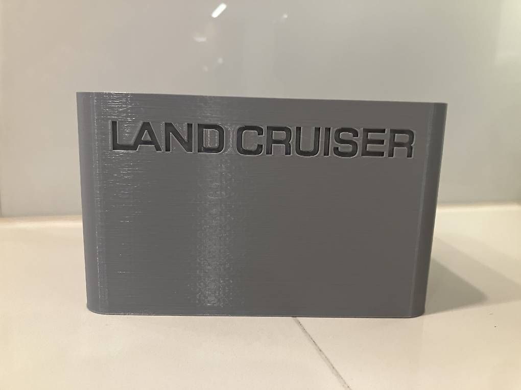 Toyota Accessori per altri veicoli: Landcruiser J9 Ablagefach – Usato da Buttikon SZ venduto da toyotamech 2