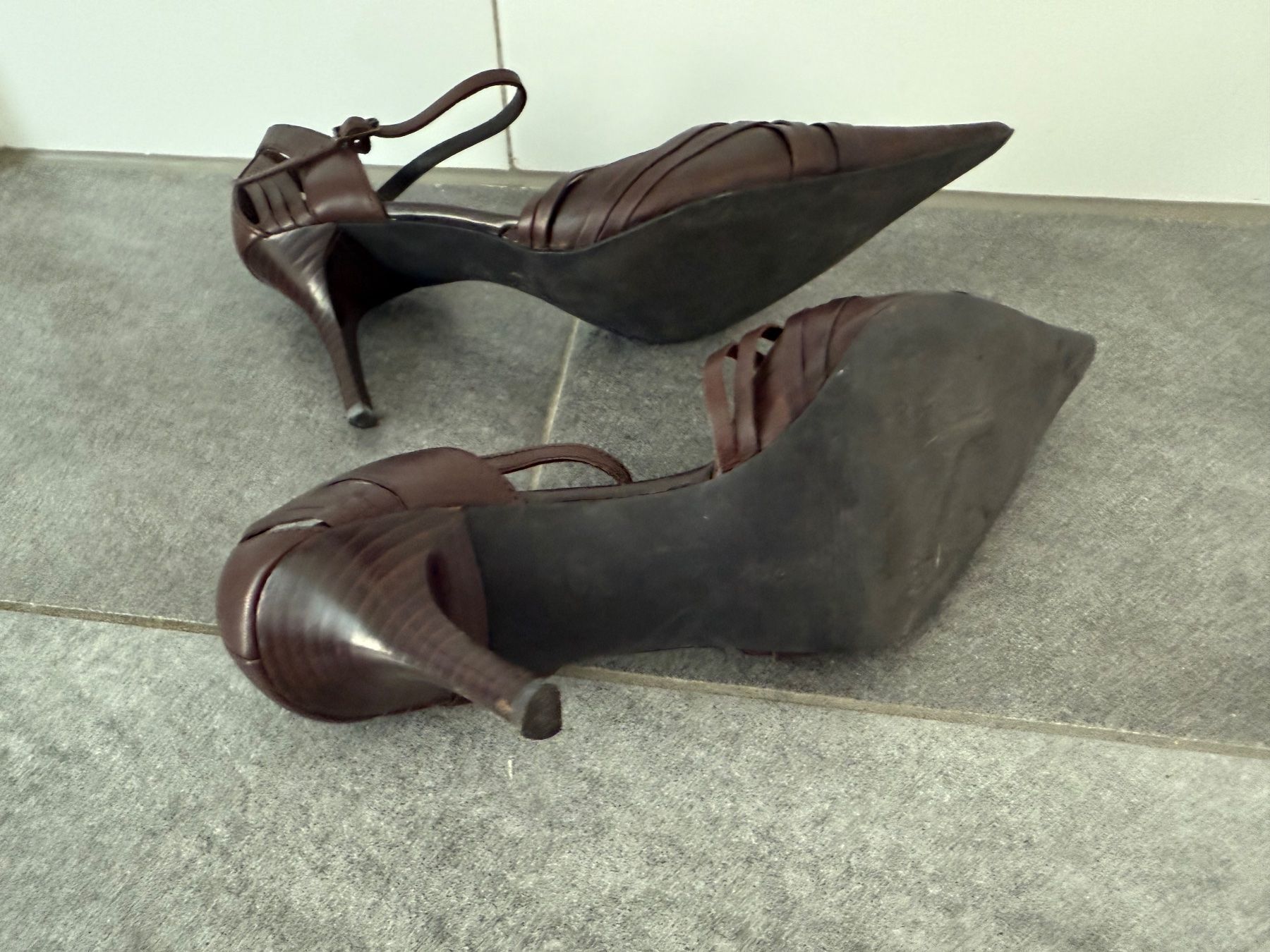 Scarpe da donna: Echtleder Stilettos dunkelbraun – Usato da Oetwil an der Limmat venduto da Prinzaessli123 2
