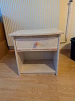 Armoire/bibliothèque et table de nuit