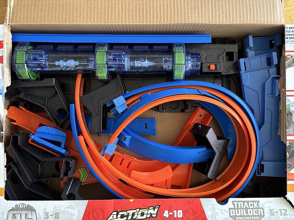 Hot Wheels Piste: Hot Wheels Korkenzieher-Crash Trackset – Usato da Gwatt (Thun) venduto da lucwyss 2