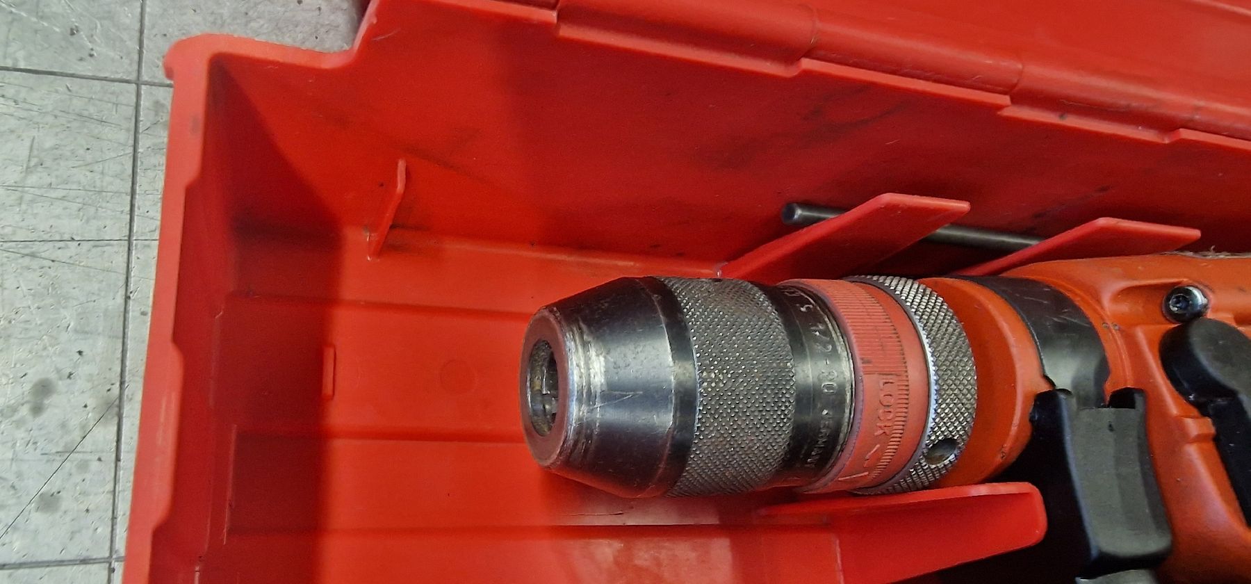 Hilti Trapani: Schlagbohrmaschine HILTI SR16 – Usato da Emmenbrücke venduto da inf_l8yf 6