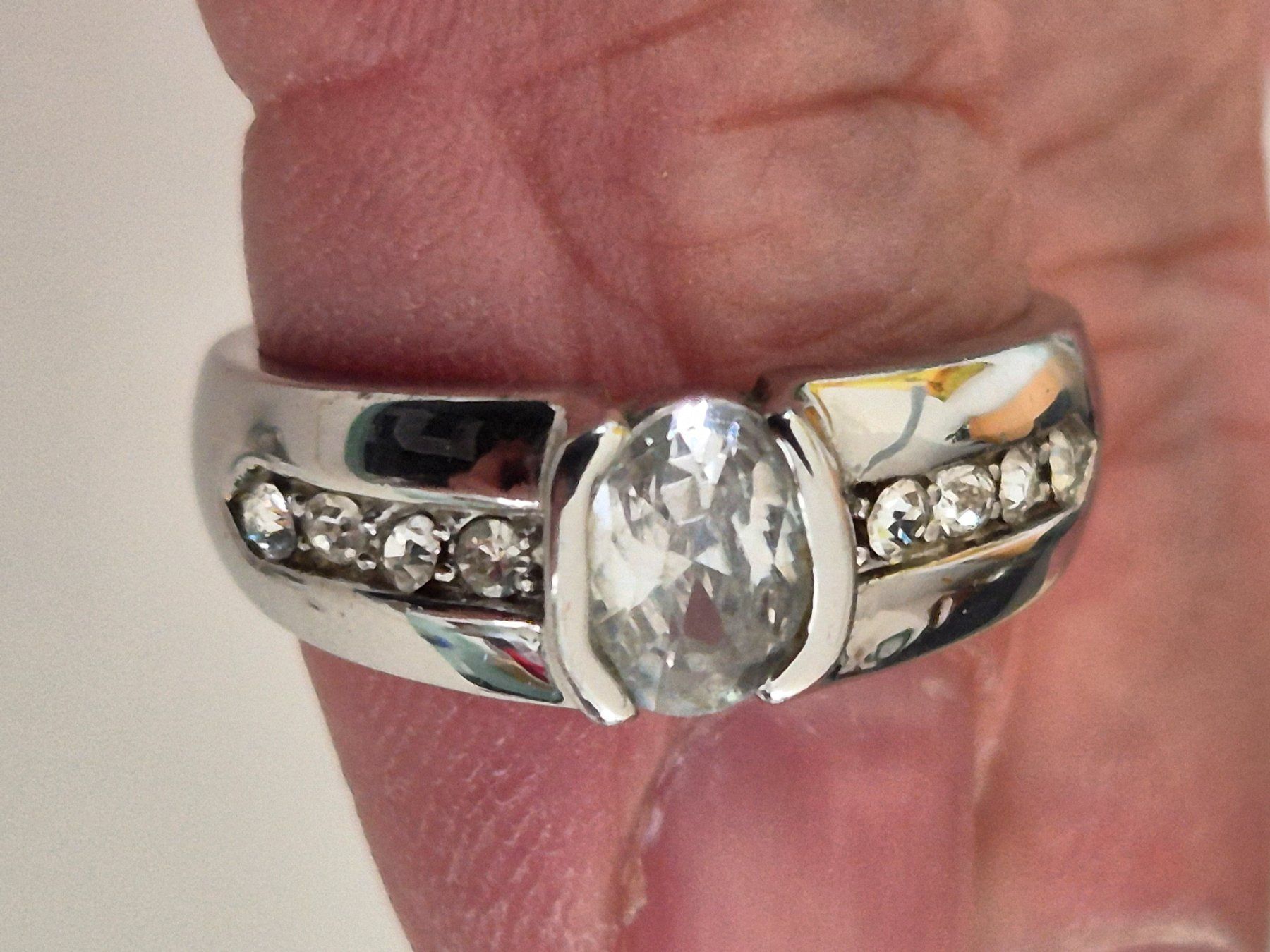 Anelli: Schmuck Ring Zirkonia Steinen Modeschmuck Unisex – Usato da Russikon venduto da dav_fqm6