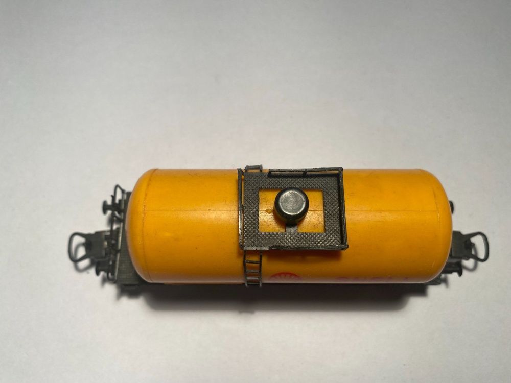LIMA Tankwagen SHELL gelb, DC Achsen 5