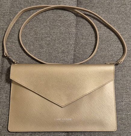 Lancaster Paris Pochette dorée, comme neuve!